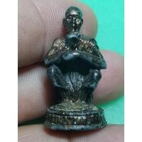 ราคา รูปหล่อหลวงพ่อคูณนั่งยองพระบ้านๆราคาแบ่งปัน (24834061867)