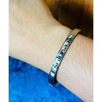 ราคา กำไลข้อมือ เรารักในหลวง(สีเงิน)..งานเก่าสะสม (57450271214)