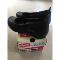ราคา รองเท้าคัทชู Skechers สีดำ (มือสอง ใส่แค่2ครั้ง) size 6 (US) หรือ 36 (EUR) (3655516950)