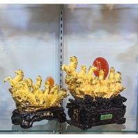 ราคา ม้าแปดตัว ม้า 8 ตัว ม้ามงคล สูง​ 13.5 นิ้ว และ8นิ้ว มี พระอาทิตย์ เสริมดวง โชคลาภ เงินทแงไหลมาเทมา งานเรซิ่นพ่นทรายทอง (25703859811)