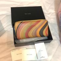 ราคา Used Pual smith zippy wallet (1389471174)