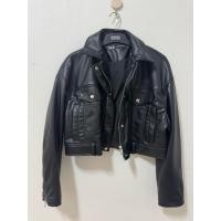 ราคา jacket หนังสีดำ zara ZARA Short Leather Effect Jacket (ของแท้ สภาพดี) (55454478209)