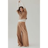 ราคา H&M(เอชแอนด์เอ็ม) กางเกงทรงตรงพร้อมดีเทลจีบและเชือกผูกเอว Women Pleat-detail drawstring trousers 1324167_2 (56505048706)