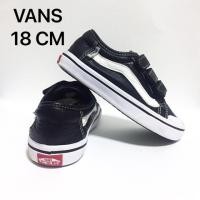ราคา รองเท้าผ้าใบเด็ก VANS (2328216126)