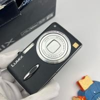 ราคา Panasonic Lumix DMC-FX01 ครบกล่อง( รุ่นคุณเก้า ) (28574795902)
