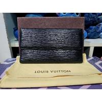 ราคา กระเป๋าสตางค์ Louis Vuitton ใบยาว 3 พับ สีดำ (มือสอง) (28319821559)