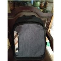 ราคา กระเป๋าเป้มือสอง แบรนด์Daks (24484628954)