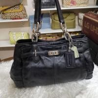 ราคา กระเป๋าสะพายโค้ช​ Coach ของแท้​ มือ2​อะไหล่มีเฟด​ หนังแท้สีดำ​ ขนาด​ 14นิ้ว​ สูง​ 9นิ้ว (7336983393)