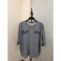 ราคา เสื้อคอกลมมีกระดุม addiction (25486581794)