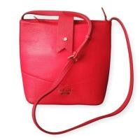 ราคา กระเป๋าสะพายหนังแท้สีแดง St.Scott London มือสอง งานตู้เกาหลี *อ่านรายละเอียด (54104162046)