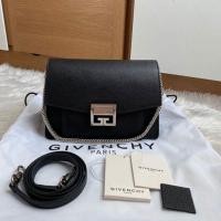 ราคา Like new Givenchy Gv3 small 2019 หนังแพะ สวยๆค่า หนังดีย์ ภายในสะอาด ทรงเป้ะ อุปกรณ์ : การ์ด ถุงผ้า สายสะพาย (7917293646)