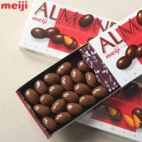 ราคา 12.29 Meiji Meiji Almond Sandwich Chocolate Macadamia Nut Balmond High-End Snack Gift Box Girlfriend (45603915381)