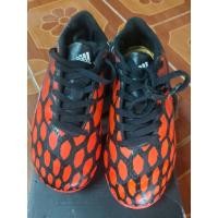 ราคา รองเท้าสตั๊ดเด็กมือสองแบร์นแท้ (4553970017)