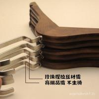 ราคา ไม้แขวนไม้ ร้านขายเสื้อผ้าย้อนยุคไม้เนื้อแข็งไม้แขวนไหล่กว้างเสื้อผ้าไม้สนับสนุนร้านขายเสื้อผ้าไม้แขวนเสื้อสามารถปรับแต่งโลโก้ (48202553346)