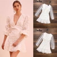 ราคา เดรสสีขาวแขนยาวลูกไม้ทรงเจ้าหญิง เดรสไปงานลูกไม้ขาว (2292174795)