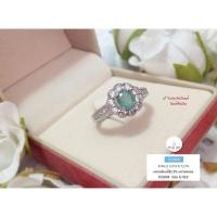 ราคา แหวนเงินแท้92.5% แหวนพลอยมรกต-เขียวอ่อนๆ ธรรมชาติแท้ ประดับเพชร cz ด้านข้าง 10 เม็ด (เรือนเงินแท้) : PL0004 (2117923226)