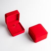 ราคา กล่องกำมะหยี่ใส่สร้อยคอ กล่องใส่สร้อยคอ ใส่จี้พระ กล่องใส่เครื่องประดับ พร้อมส่ง!! (3733207825)