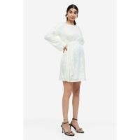 ราคา H&M(เอชแอนด์เอ็ม) MAMA เดรสปักเลื่อม Woman MAMA Sequined dress 1085010_1 (52054575827)