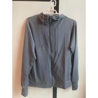 ราคา เสื้อกัน UV uniqlo airism สีเทาเข้ม XL มือ2 (23978387773)