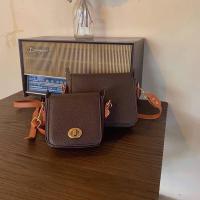 ราคา กระเป๋าสะพายข้างสไตล์ coach แฟชั่น เกรดพรีเมียม งานเนียบงานดี ขายดี พร้อมส่ง ใช้ได้ทุกวัน (17780020504)