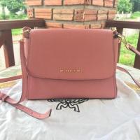 ราคา กระเป๋าสะพายข้างใบเล็ก#แบรน์MICHAEL KORS#ของแท้100%มีการ์ด #กระเป๋าแบรนด์เนมมือสอง (5742541614)