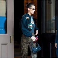 ราคา กระเป๋า Prada hobo vintage มือสอง สภาพดี (6462153016)