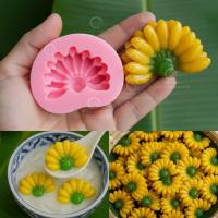 ราคา พิมพ์ฟองดอง กล้วยหวี พิมพ์ขนมผลไม้ ทำบัวลอยได้ F-17 (1965449392)