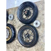 ราคา ล้อแม็ก MSX แท้ติดรถ(มือสอง)ขอบ 12 สีทอง-สีดำไม่คดไม่ดุ้ง เบ้าลูกปืนแน่น พร้อมจานดิสเบรค (24847105804)