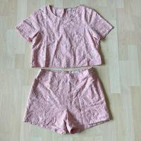 ราคา Lyn Around Set เสื้อครอป + กางเกงขาสั้น (25234702424)