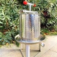 ราคา เครื่องคั้นน้ำมะพร้าวแบบมือหมุนขนาดเล็กราคาประหยัด สำหรับใช้ในบ้าน เครื่องคั้นน้ำมะพร้าวแบบสกัดเย็น (41578075775)