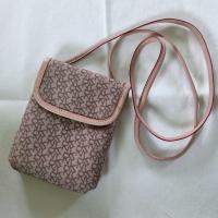 ราคา DKNY กระเป๋าสะพายข้างทรงโฟน (13911397735)