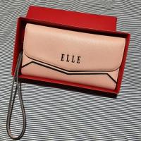 ราคา จัดส่งฟรี!! มือหนึ่ง ของแท้ กระเป๋าสตางค์ ELLE ใบยาว สีชมพู (10977308631)