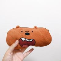 ราคา กระเป๋าดินสอหรือกระเป๋าใส่เครื่องสำอางค์แบบนุ่มนิ่มลายตัวละคร Grizz จากการ์ตูนเรื่อง We Bare Bears (41212308994)
