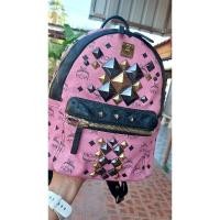 ราคา เป้ MCM stark brock pink Size S / L10*H13*D5" ขอบมุมดีสีสวย น่าใช้/ หมุดมีร่องรอยภายในสะอาด/ดูดี (24358611590)
