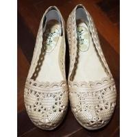ราคา รองเท้าลำลอง ลายฉลุ สีชมพูอ่อน ไซส์ 40 (1479283546)