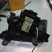 ราคา กล่องไฟหน้า Isuzu d-max ปี 03 ถึงปี 2011 สำหรับรุ่นที่ต้องใช้กล่องแปลงไฟซีนอน ขายพร้อมหลอดกล่องพร้อมหลอดสำหรับงานดัดแปลง (55204022717)