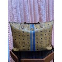 ราคา กระเป๋า MCM shopping สีออริ size M มือสองของแท้ (11797478821)