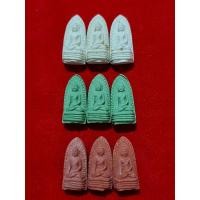 ราคา พระรอด ชนะศึกชายแดน ปี28 หลวงพ่อเกษม เขมโก สุสานไตรลักษณ์ เหมาๆ9องค์ (44001865433)