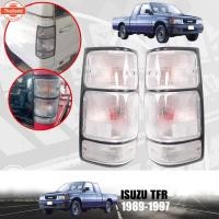 ราคา ไฟท้าย รุ่น ISUZU TFR อิซูซุ มังกรทอง year 1989 - 1997 ขอสีดำ ฝาสีขาว รวมชุดหลอดไฟ และสายไฟ จำนวน 1 คู่ (44020676712)