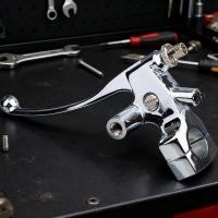 ราคา โครเมี่ยมสากล25มม.รถจักรยานยนต์คลัตช์เบรกกระบอกสูบคันโยกอ่างเก็บน้ำสำหรับ Honda Steed 400 600 Shadow 1100 Magna 250 750 (56802739856)