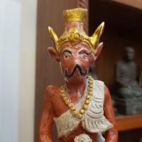 ราคา พระฤาษีกไลยโกฎิ หรือฤษีหน้าวัว เนื้อดินปั้นลงสี ขนาดหน้าตัก 4 นิ้ว สูง 8 นิ้ว (19694461691)