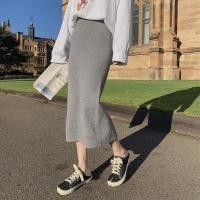 ราคา (พร้อมส่ง) Journey.C กระโปรงยาว ทรงสอบ หรือ ทรงดินสอ ผ้าไหมพรมสีเทา เอวแบบยางยืด (13971064824)