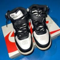 ราคา [สอบถามก่อนสั่งซื้อ] stüssy x nike air force 1 mid (44202288828)