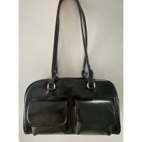 ราคา ส่งต่อ กระเป๋าสะพายหนังแก้วสีดำ (26913821601)
