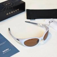 ราคา EYE JACKET REDUX F.MATTE VAPOR L.PRIZM TUNGSTEN POLAR OO9438 24 137/58 (42064895225)