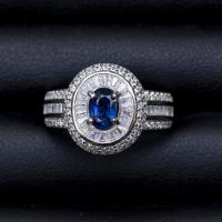 ราคา แหวนพลอยไพลินบางกะจะจันทบุรี(BLUE SAPPHIRE)เรือนเงินแท้92.5%ชุบทองคำขาว พลอยสีน้ำเงินกำมะหยี่เนื้อใสบ่าข้างประดับด้วยเพช (10697746129)
