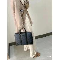 ราคา ใหม่ Gucci Gucci Classic Double G Embossed Mens Briefcase, Portable Can One Shoulder Can Cross-Body (56755063957)