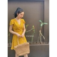 ราคา ** ถูกที่สุด ** เดรสไขว้หน้าแขนกลีบบัว สีเหลืองลายดอก (2071312960)