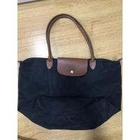 ราคา Longchamp ของแท้100% กระเป๋าสะพายข้างผู้หญิง ไซส์ M หูยาว สีดำ สภาพดี มือสอง (22627368623)