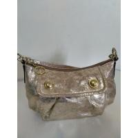 ราคา coach แท้จ้า ไม่แท้มาตบแม่ค้ามา สีทองเกร๋ๆๆ สะพายไหล่สวยๆ คูลๆๆ ราคาน่ารักคะ สอบถามได้น้าจ้าาาาาา (7186283650)